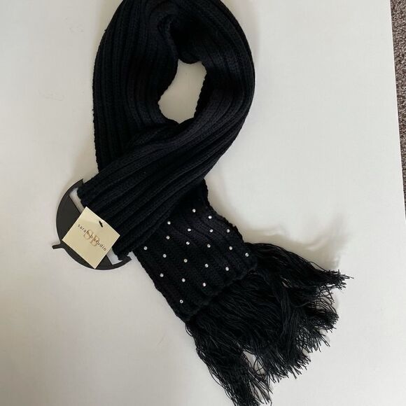 NWT Sarah B. Studio Black Scarf - Picture 1 of 6